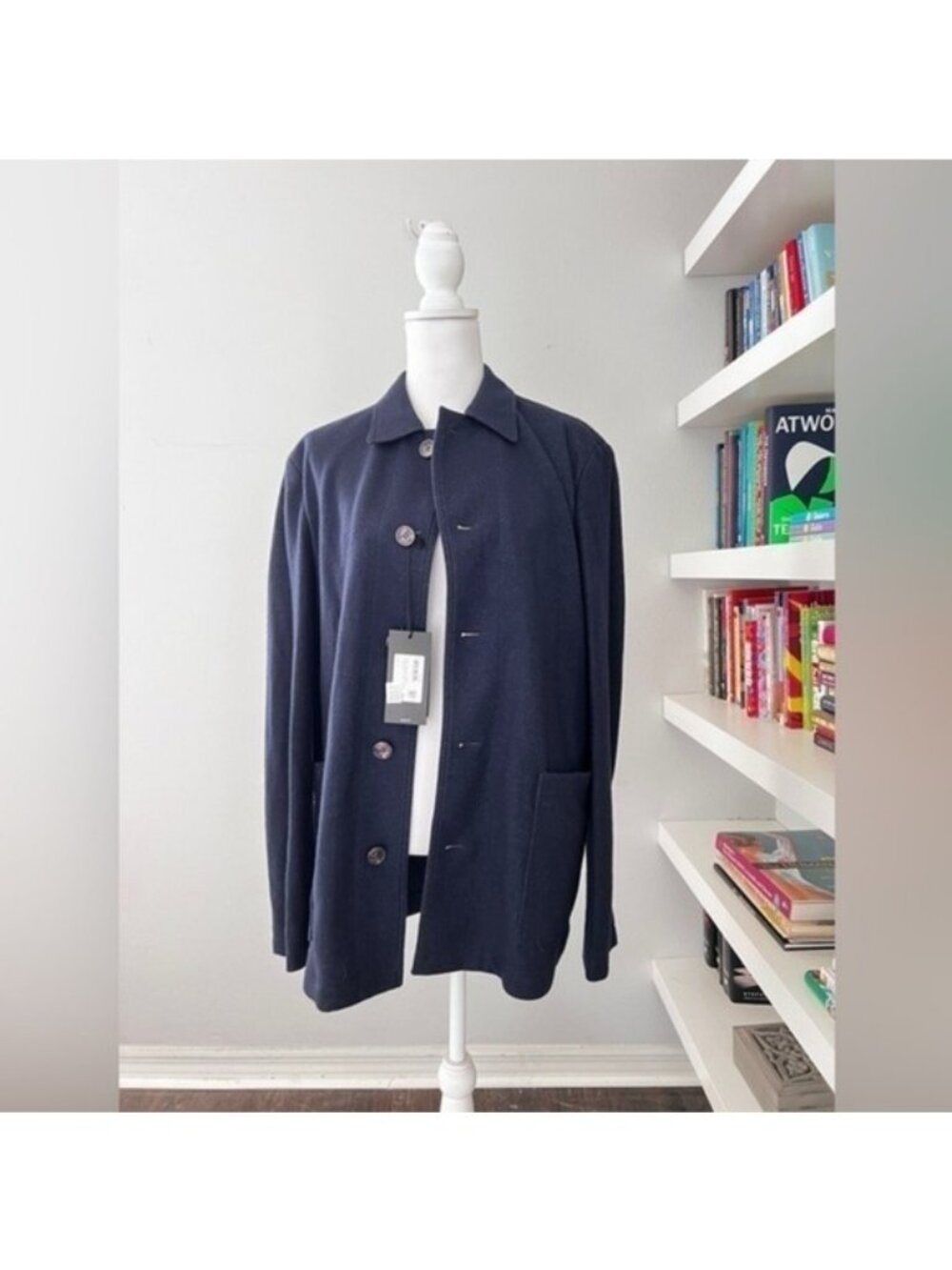 Hugo Boss NWT Navy Wool Blend lightweight Coat for Men size 42L